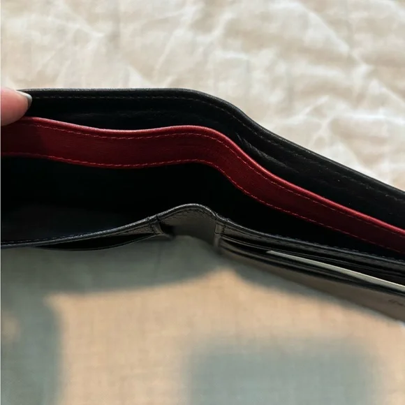 Cole-Haan men’s cardholder and wallet - Picture 6 of 6